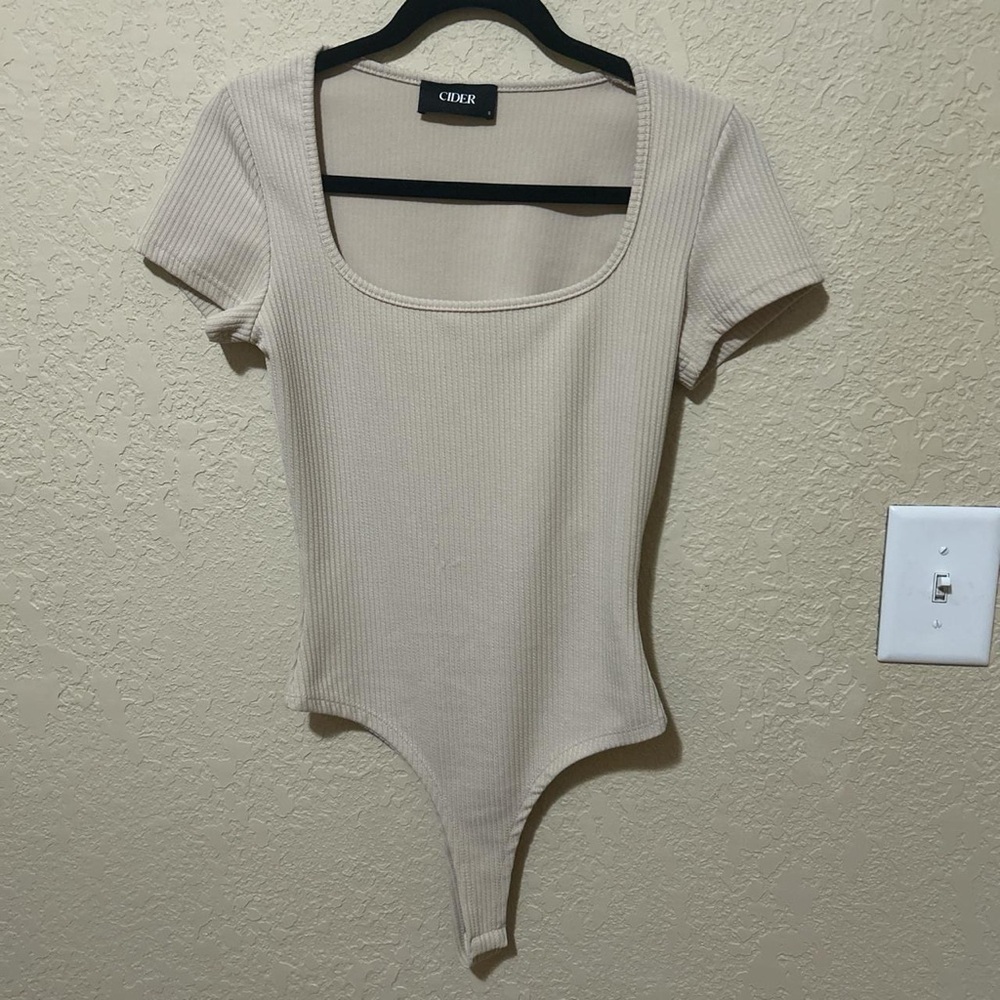Cider Cream Ribbed Bodysuit